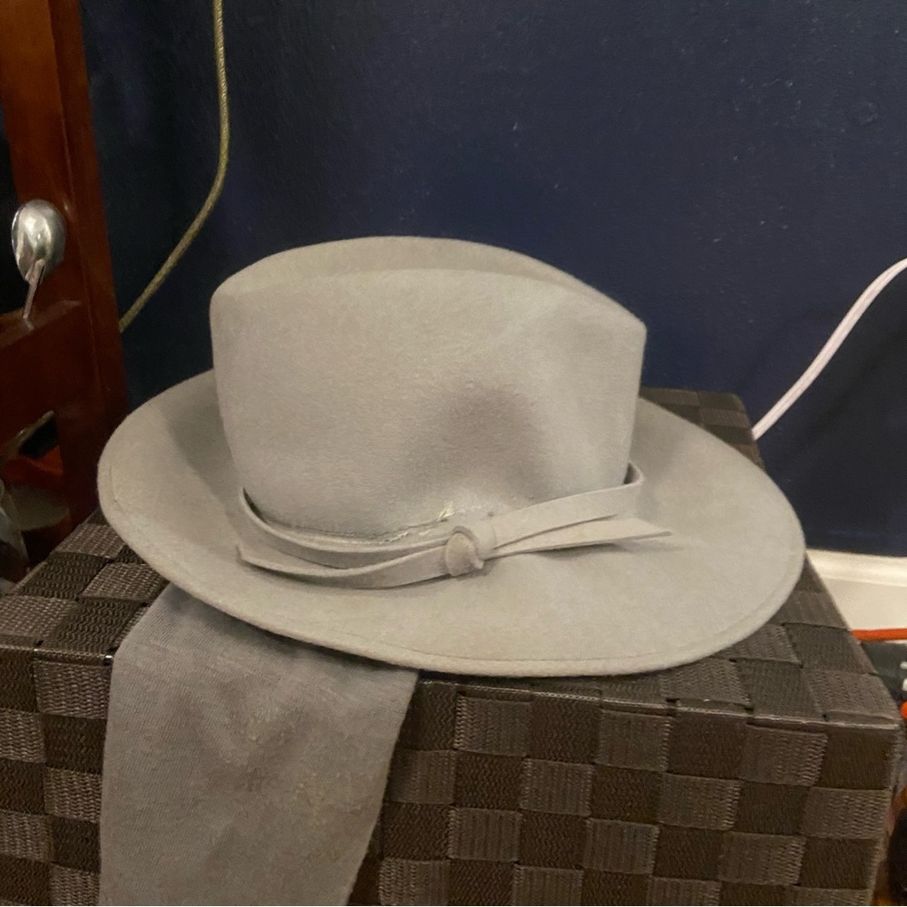 Stylish Gray Fedora Hat wool vintage